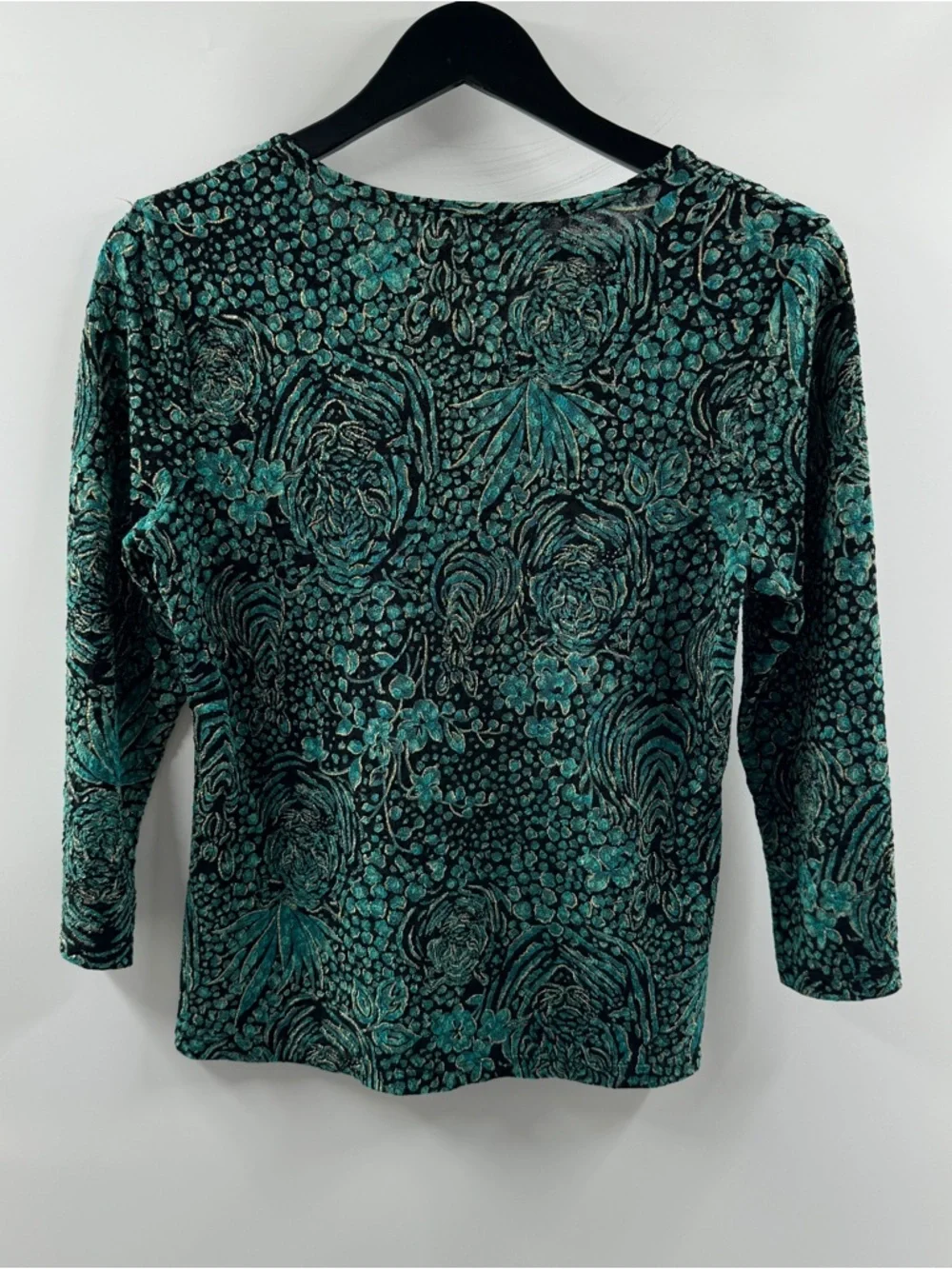 Peter Nygård Green Patterned Top – Estimated Women’s Medium - Picture 5 of 7